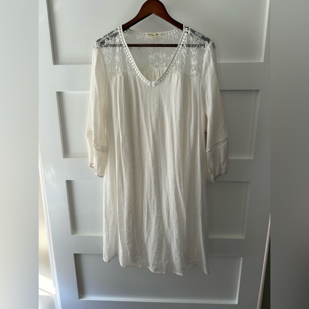 Indigo Rose Elegant White Lace Dress